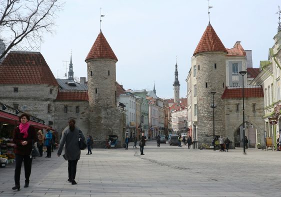 donde comer en tallin